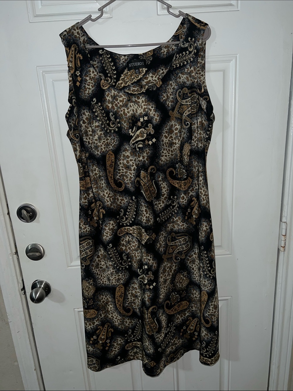 Studio 17 Black and Brown Paisley-Print Sleeveless Midi Dress
